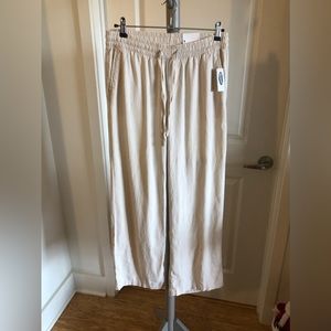 [Reserved for @jbeez1] NWT Old Navy Linen Blend Pants Beige Size S Drawstring